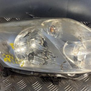 Optique avant principal droit (feux)(phare) TOYOTA AURIS 1 PHASE 1 Essence - Image 1