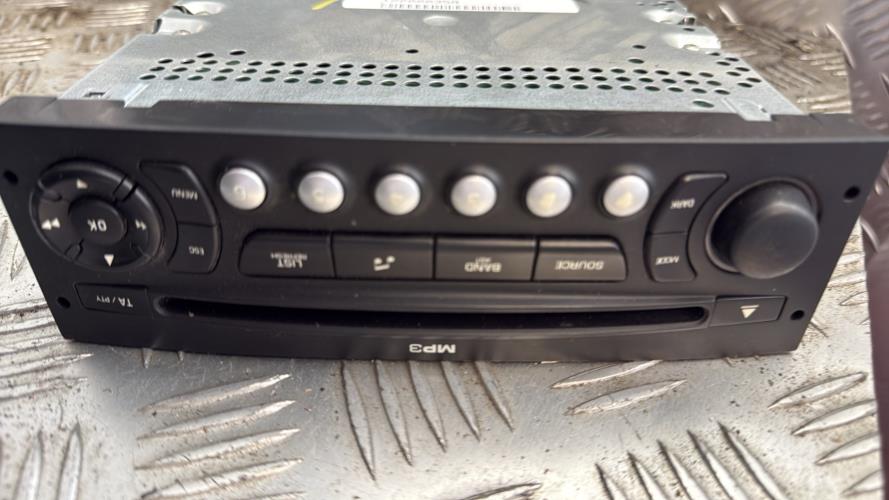 Autoradio d'origine CITROEN C2 PHASE 1 Diesel - Image 1