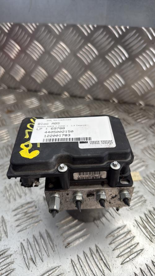 Bloc ABS (freins anti-blocage) TOYOTA AURIS 1 PHASE 1 Essence - Image 2