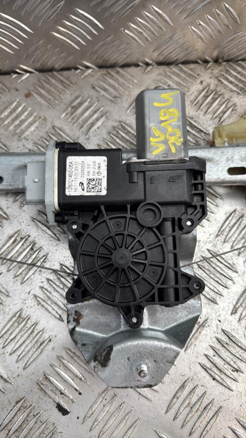 Leve vitre electrique avant gauche RENAULT TWINGO 3 PHASE 1 Essence - Image 4