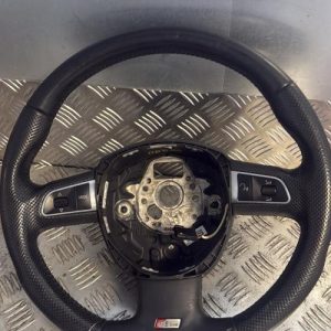 Volant AUDI A5 1 COUPE PHASE 1 Diesel - Image 1