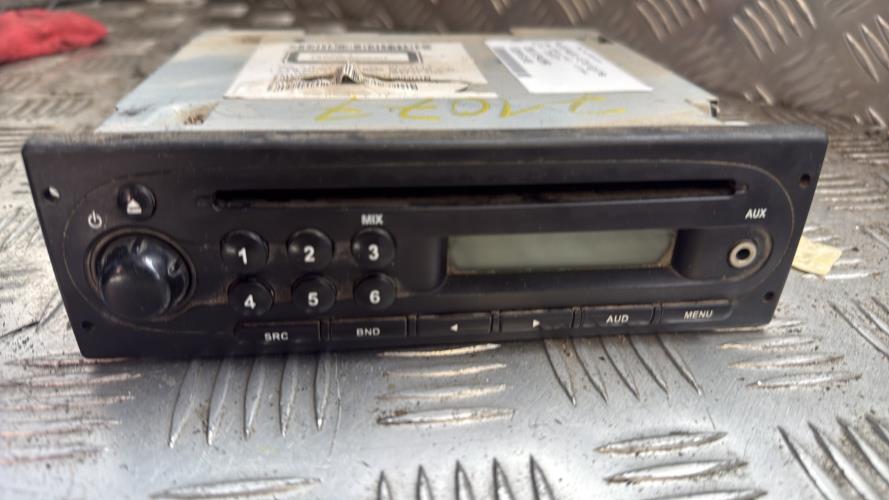 Autoradio d'origine RENAULT KANGOO 2 PHASE 1 Diesel - Image 2