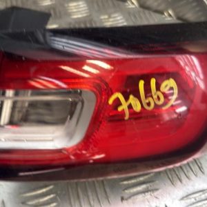 Feu arriere principal droit (feux) RENAULT CLIO 4 PHASE 2 Diesel - Image 1