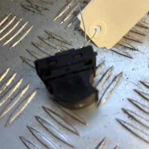 Interrupteur de leve vitre arriere gauche LANCIA MUSA PHASE 1 Diesel - Image 1