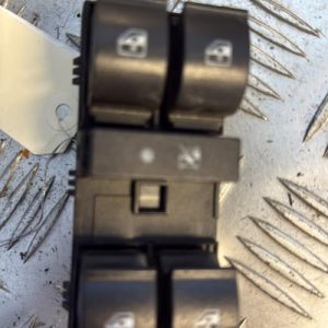 Interrupteur de leve vitre avant gauche LANCIA MUSA PHASE 1 Diesel - Image 1