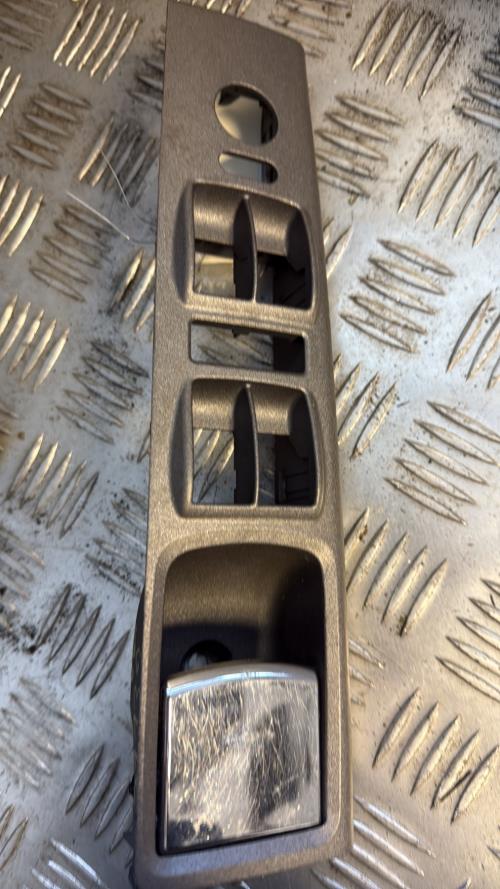 Poignee interieur avant gauche LANCIA MUSA PHASE 1 Diesel - Image 3