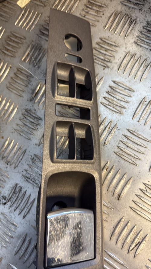 Poignee interieur avant gauche LANCIA MUSA PHASE 1 Diesel - Image 4