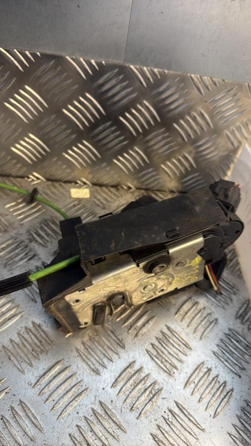 Serrure avant droit LANCIA MUSA PHASE 1 Diesel - Image 1