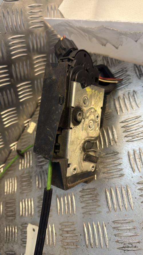 Serrure avant droit LANCIA MUSA PHASE 1 Diesel - Image 4