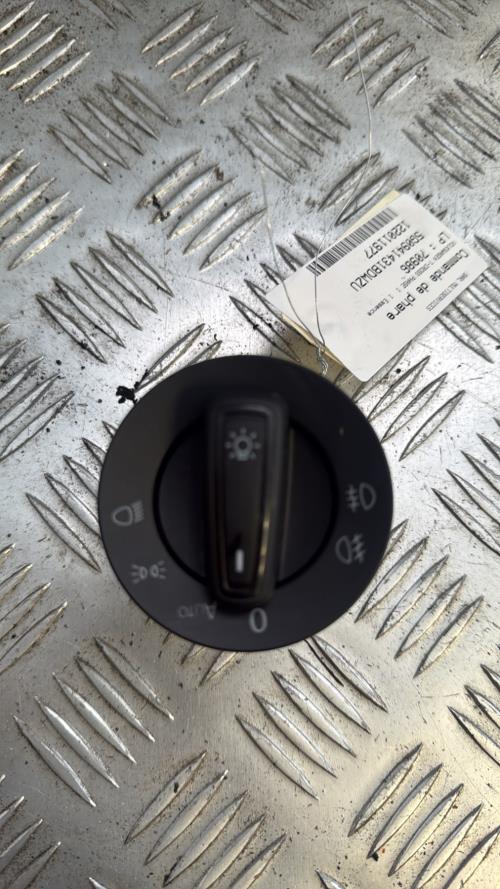 Commande de phare VOLKSWAGEN T-CROSS PHASE 1 Essence - Image 2