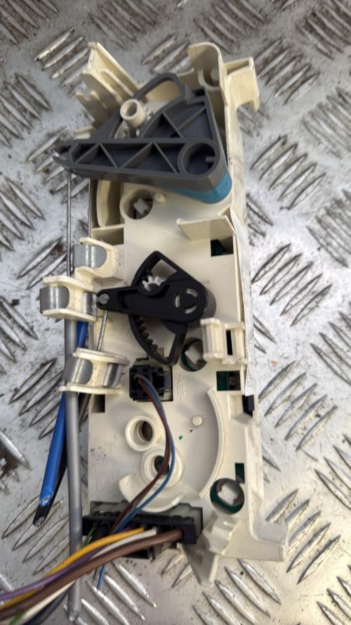 Commande chauffage PEUGEOT PARTNER 1 PHASE 2 Diesel - Image 4