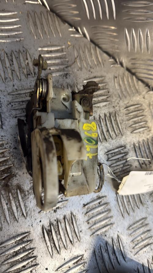 Serrure avant gauche OPEL CORSA B PHASE 2 Essence - Image 3