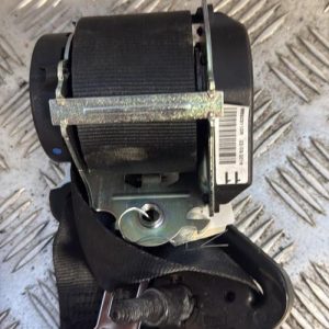 Ceinture arriere centrale RENAULT CLIO 4 PHASE 1 Essence - Image 1