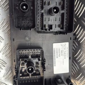 Porte fusible CHEVROLET CRUZE PHASE 1 Essence - Image 1