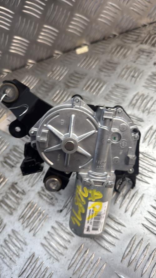 Moteur essuie glace arriere RENAULT CLIO 4 PHASE 2 Diesel - Image 4