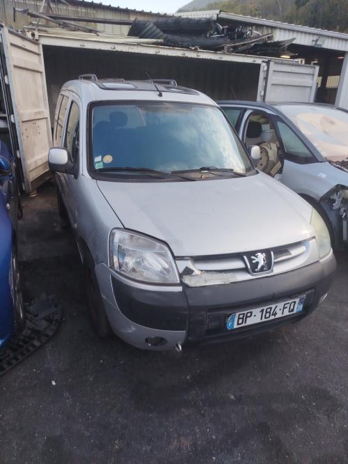 Anti brouillard droit (feux) PEUGEOT PARTNER 1 PHASE 2 Essence - Image 2