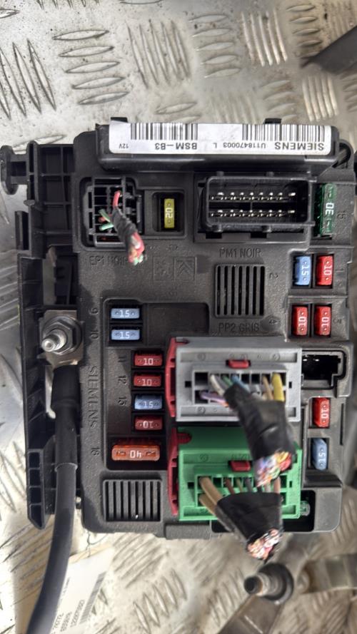 Boitier servitude moteur (BSM) PEUGEOT PARTNER 1 PHASE 2 Diesel - Image 1