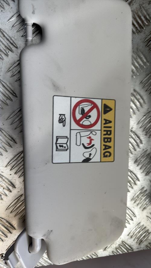 Pare soleil droit RENAULT CLIO 5 PHASE 1 Diesel/Hybride - Image 1