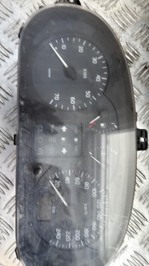 Compteur RENAULT SCENIC 1 PHASE 2 Essence - Image 2
