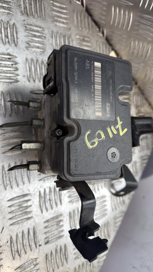 Bloc ABS (freins anti-blocage) MAZDA 2 2 PHASE 1 Diesel - Image 3