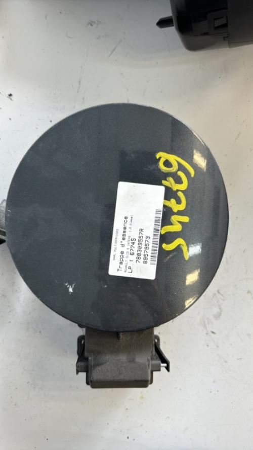 Trappe d'essence RENAULT CLIO 5 PHASE 1 Diesel - Image 2