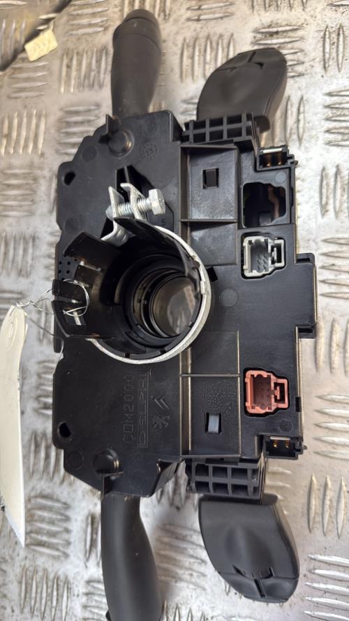 Com (Bloc Contacteur Tournant+Commodo Essuie Glace+Commodo Phare) PEUGEOT PARTNER 1 PHASE 2 Diesel - Image 3