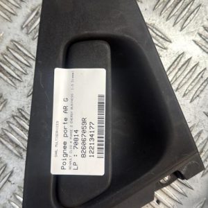 Poignee porte arriere gauche RENAULT CLIO 4 PHASE 2 Diesel - Image 1