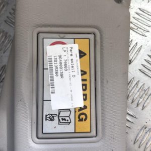 Pare soleil droit RENAULT CLIO 4 PHASE 2 Diesel - Image 1