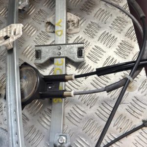 Leve vitre mecanique avant droit CITROEN BERLINGO 1 PHASE 1 Diesel - Image 1