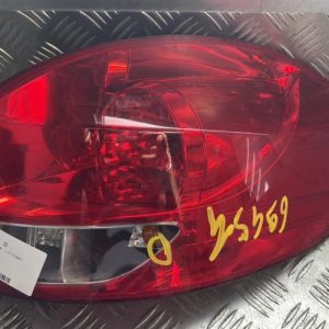 Feu arriere principal droit (feux) RENAULT CLIO 3 PHASE 2 BREAK Diesel - Image 1