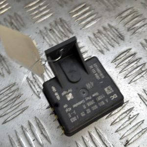 Relais electrique RENAULT CLIO 5 PHASE 1 Diesel/Hybride - Image 1