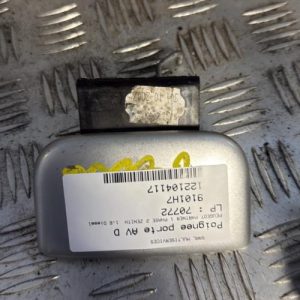 Poignee porte avant droit PEUGEOT PARTNER 1 PHASE 2 Diesel - Image 1