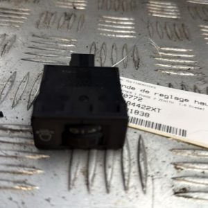 Commande de reglage hauteur de phare PEUGEOT PARTNER 1 PHASE 2 Diesel - Image 1