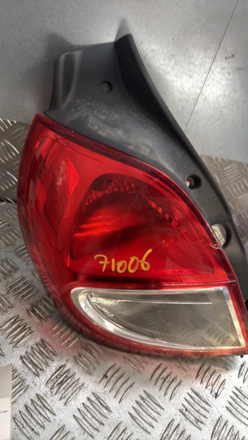 Feu arriere principal gauche (feux) RENAULT CLIO 3 PHASE 2 Diesel - Image 1