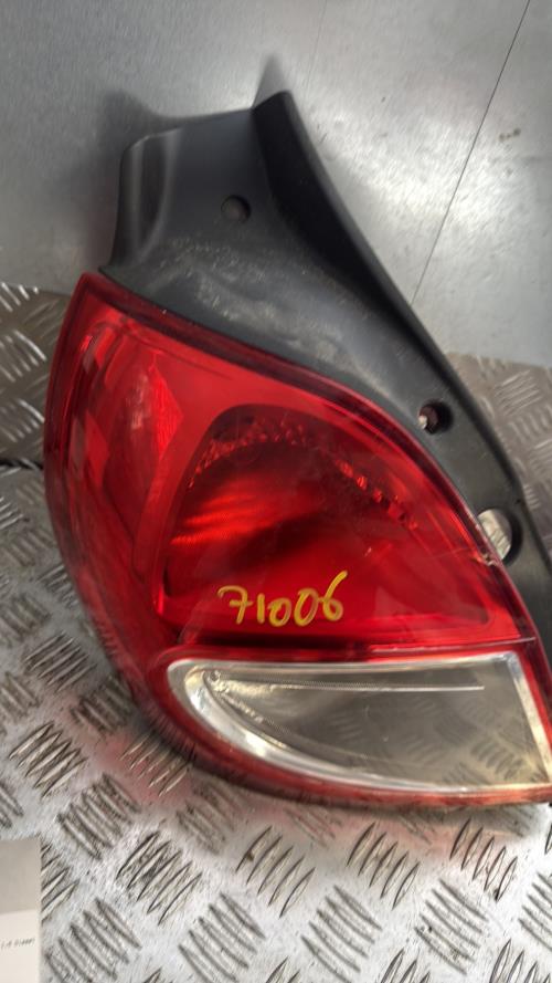 Feu arriere principal gauche (feux) RENAULT CLIO 3 PHASE 2 Diesel - Image 3