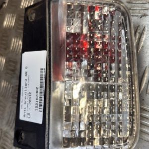 Anti brouillard arriere gauche OPEL VIVARO 1 PHASE 1 Diesel - Image 1