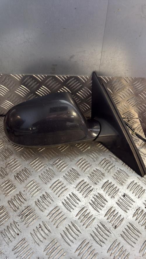 Retroviseur droit AUDI A4 3 AVANT PHASE 1 BREAK Diesel - Image 1