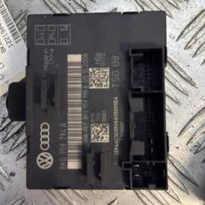 Module électronique AUDI A4 3 AVANT PHASE 1 BREAK Diesel - Image 1