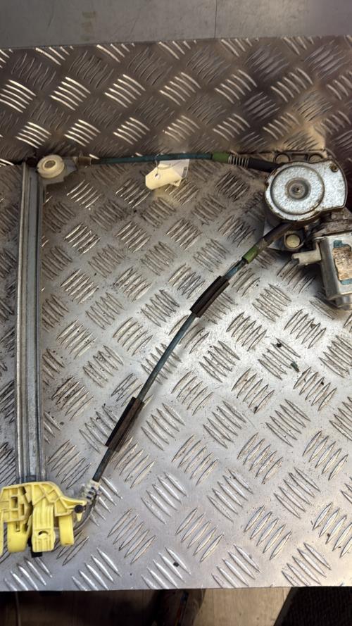 Leve vitre electrique avant gauche CITROEN XSARA PICASSO PHASE 1 Essence - Image 1