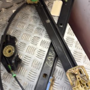 Mecanisme de leve vitre electrique avant droit AUDI A4 3 AVANT PHASE 1 BREAK Diesel - Image 1