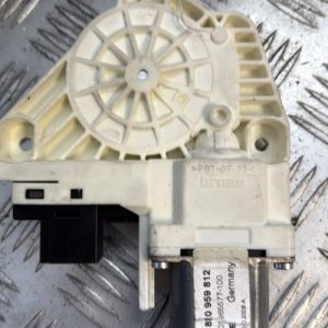 Moteur leve vitre arriere droit AUDI A4 3 AVANT PHASE 1 BREAK Diesel - Image 1