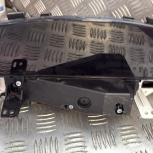 Compteur TOYOTA YARIS 2 PHASE 1 Essence - Image 1