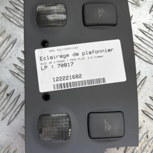 Eclairage de plafonnier AUDI A6 2 PHASE 1 Diesel - Image 1