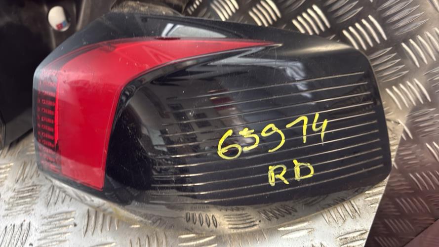 Feu arriere principal droit (feux) PEUGEOT 5008 2 PHASE 1 Diesel - Image 1