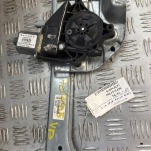 Leve vitre electrique avant droit PEUGEOT 208 1 PHASE 2 Diesel - Image 1