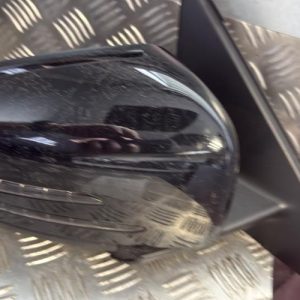Retroviseur droit MERCEDES CLASSE GLA 156 PHASE 1 Diesel - Image 1