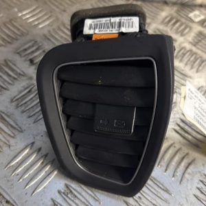 Aerateur tableau de bord avant droit HYUNDAI I 20 3 Essence - Image 1