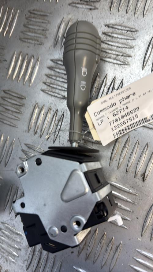 Commodo phare RENAULT TWINGO 1 PHASE 2 Essence - Image 2