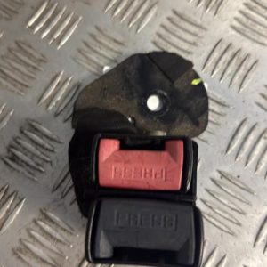 Attache ceinture arriere gauche RENAULT CLIO 2 CAMPUS PHASE 2 Diesel - Image 1