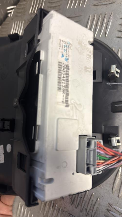 Afficheur RENAULT CLIO 3 PHASE 2 Diesel - Image 3